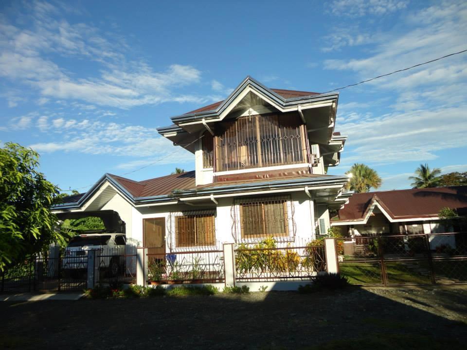 La Casa Blanca Main Hotel Baler Bagian luar foto